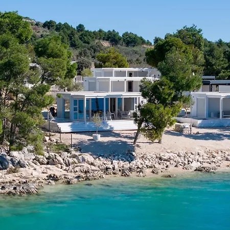 Villa Spirit One Buqez - 1st Sea Line By Drage