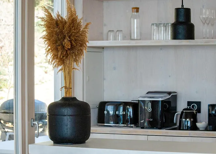 Spirit One Buqez - 1st Sea Line By Villa