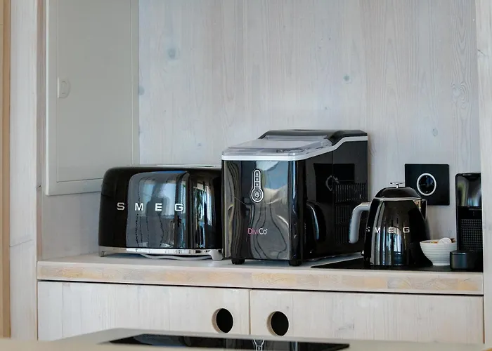 Spirit One Buqez - 1st Sea Line By Villa *