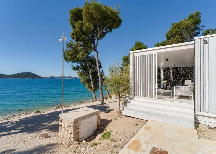 Villa Spirit One Buqez - 1st Sea Line By