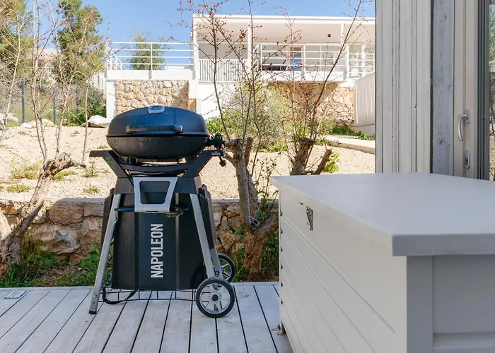 Spirit One Buqez - 1st Sea Line By Villa *